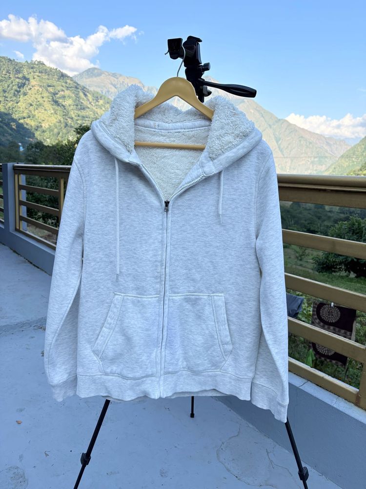 light grey zip up hoodie