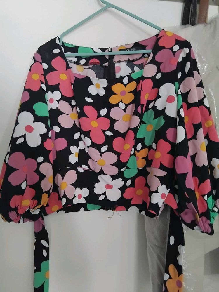 Vibrant Floral Puff Sleeve Top