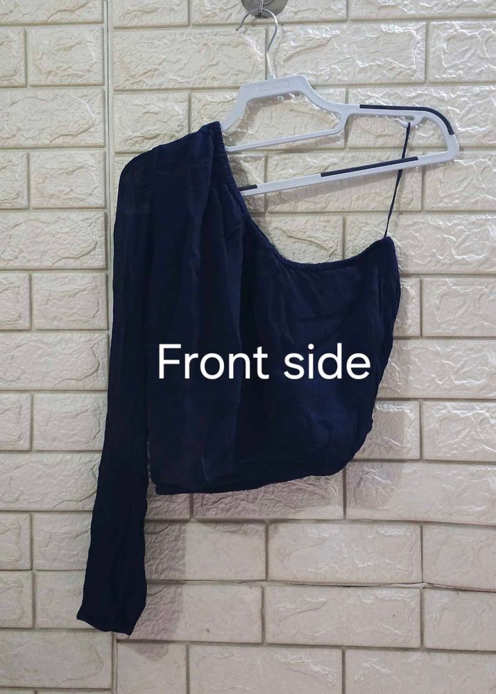 Women's One-Shoulder Long Sleeve Crop Top