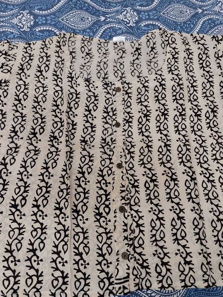 Cream &amp; Black Block Print Kurta