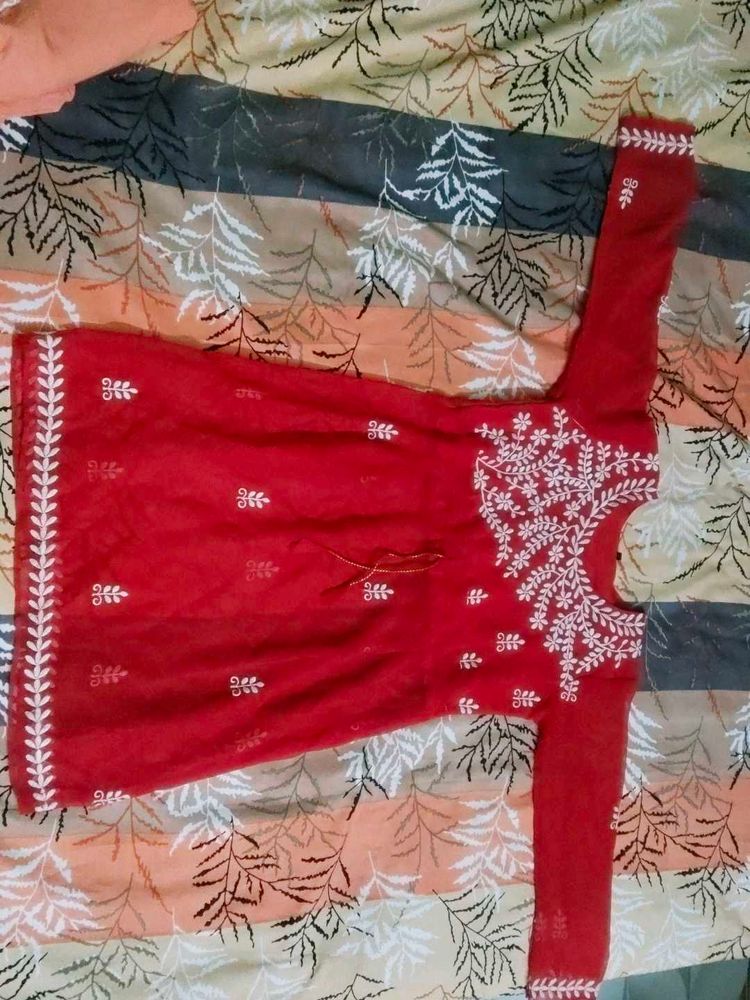 Red Embroidered Kurta