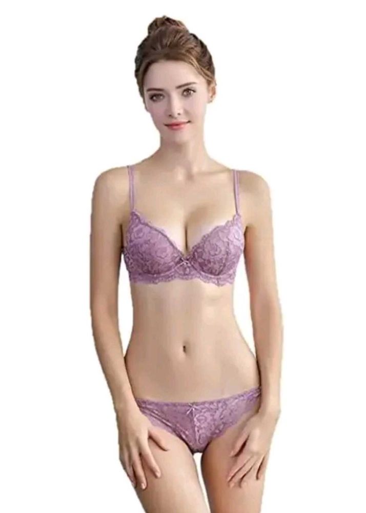 Lace Bra &amp; Panty Set