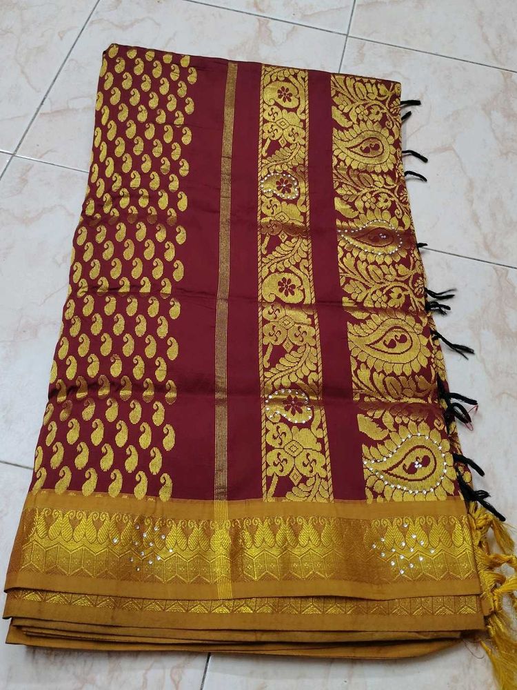 Elegant Maroon &amp; Gold Saree
