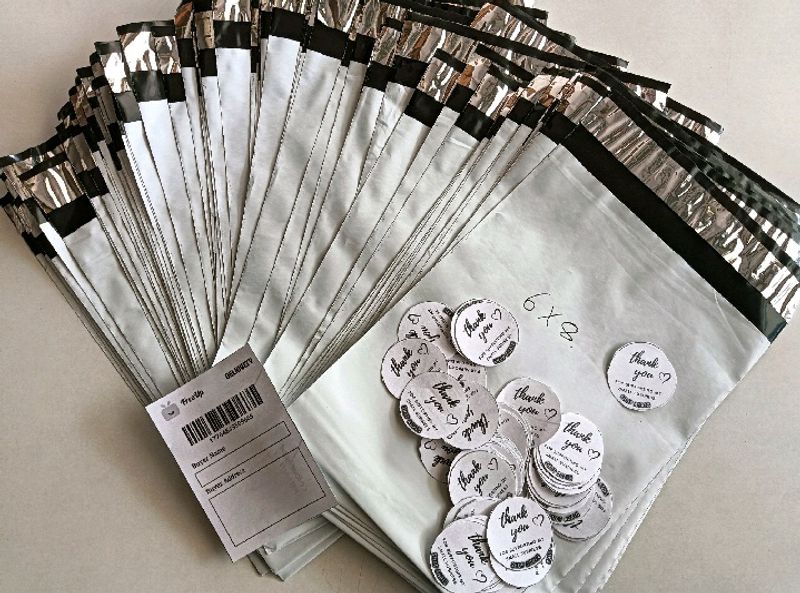 Packing Bags &amp; Labels Free 💥