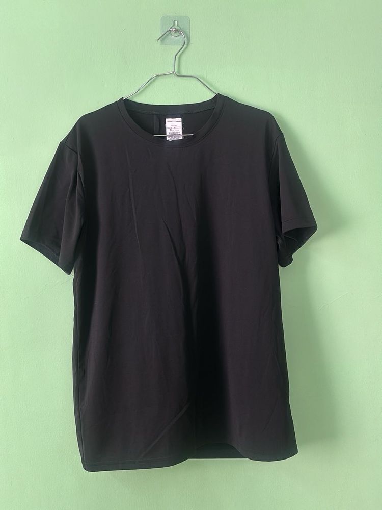 Basic Black T-Shirt
