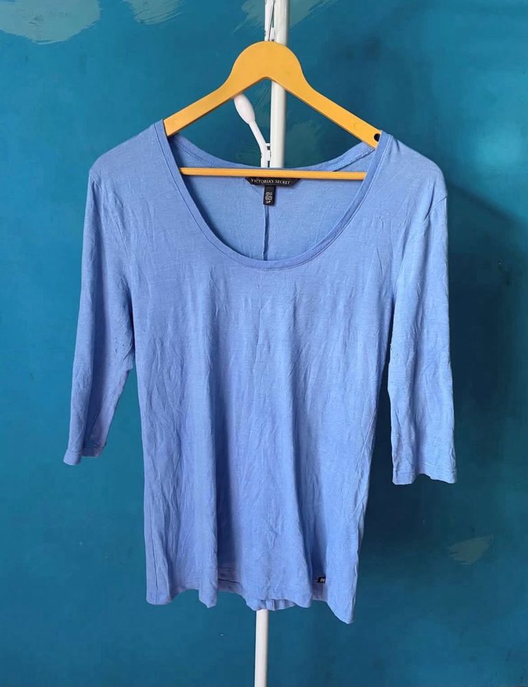 Victoria's Secret Blue 3/4 Sleeve Top