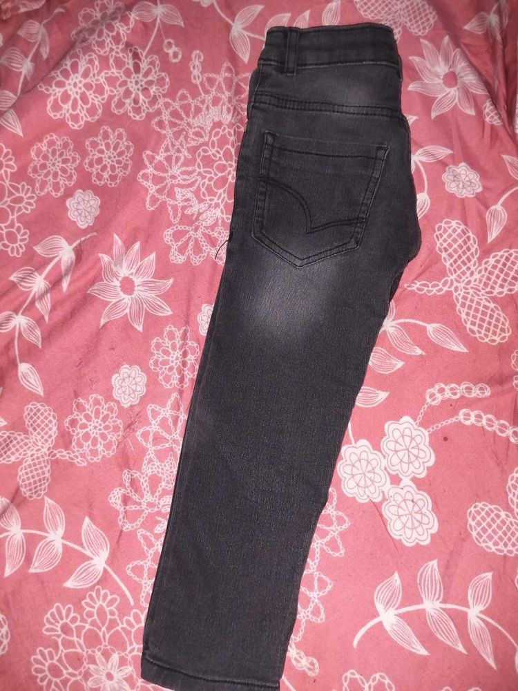 Stylish Charcoal Grey Denim Jeans