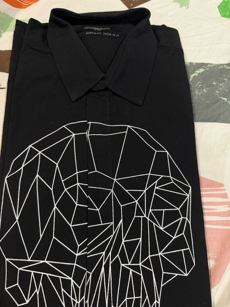 Graphic Print Black Shirt
