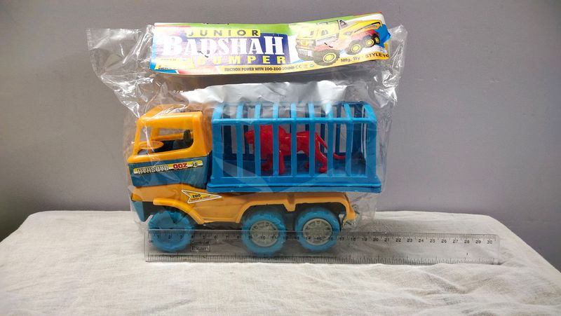 Zoo truck 6 wheels