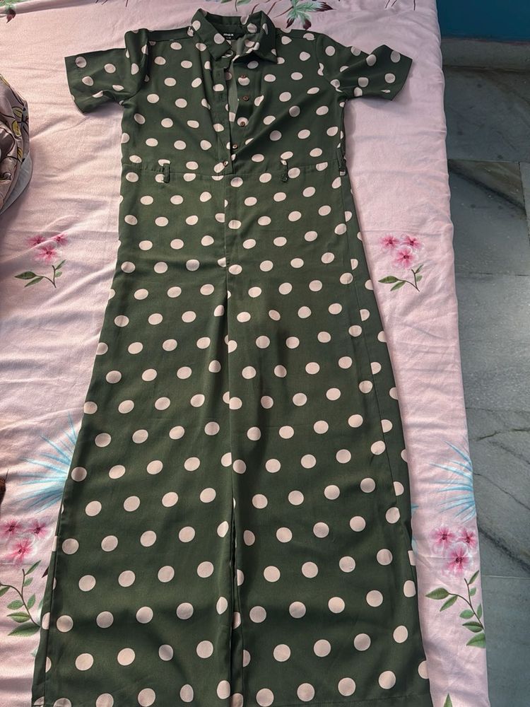 jumsuit size S from max