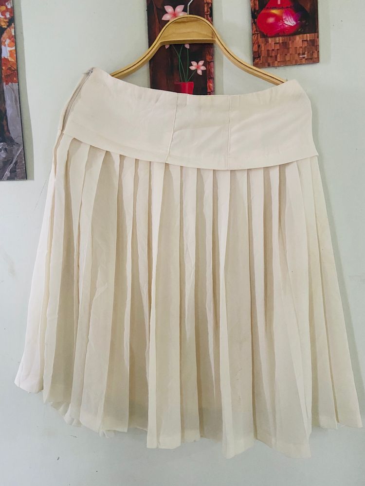 WOMAN SKIRT