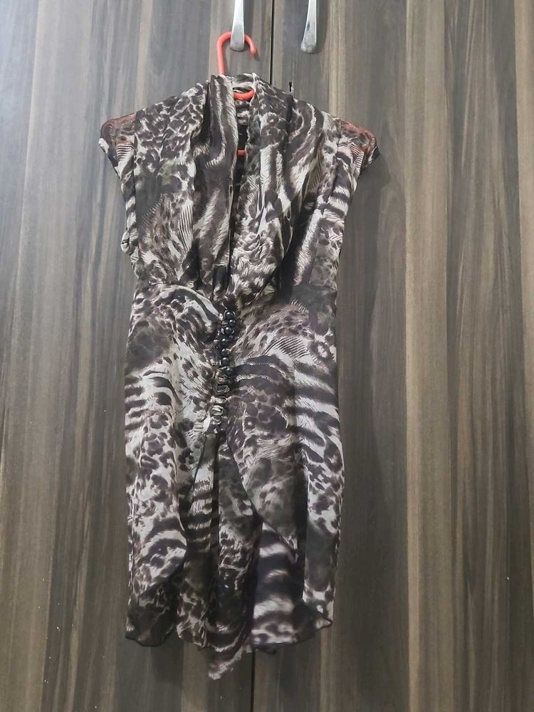 Chic Animal Print Sheath Dress