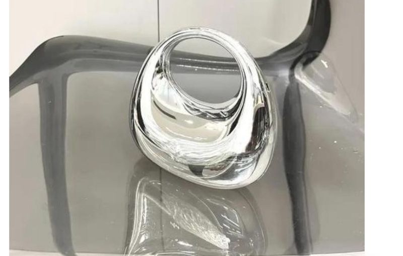 Chic Silver Hobo Handbag
