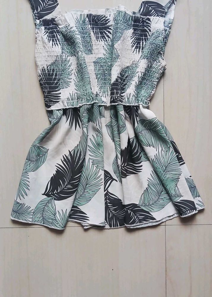 Leaf Print Smocked Top