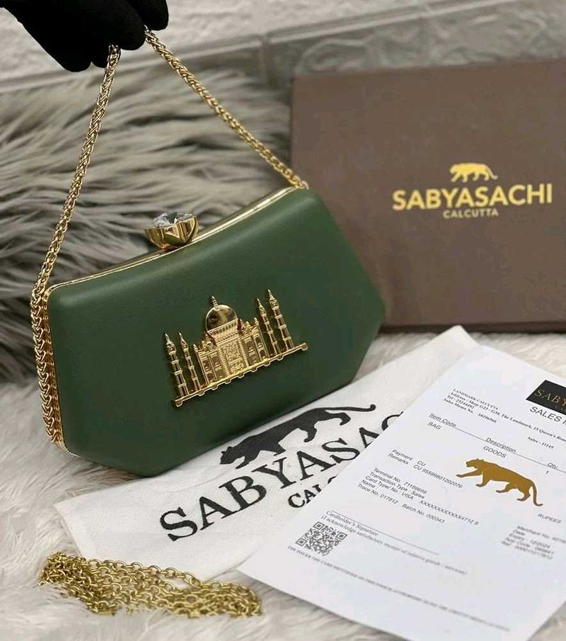 LIMITED EDITION SABYASACHITAJ CLUTCH*BOX STYLE CLU