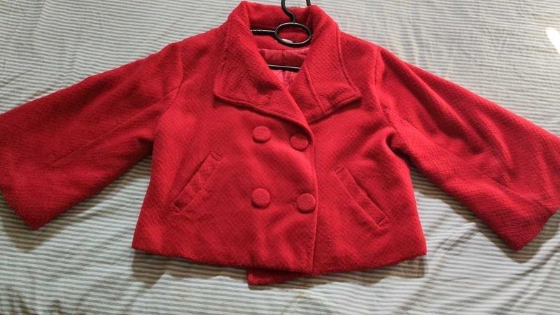 Chic Red Cropped Jacket