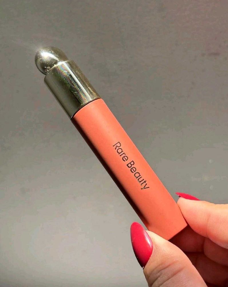 RARE BEAUTY LIP OIL- HAPPY