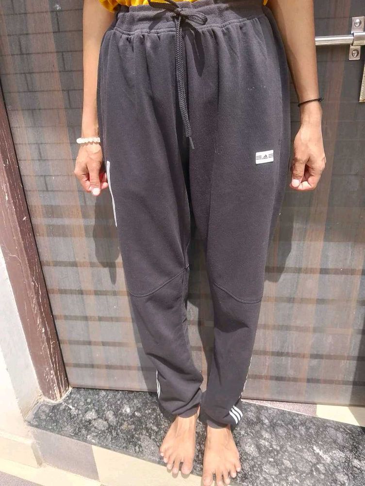 Comfortable Black lower