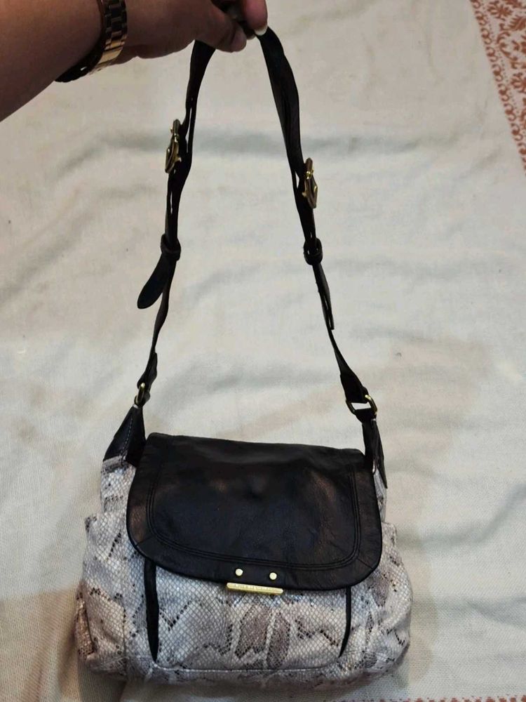Stylish Snake skin leather Crossbody Bag