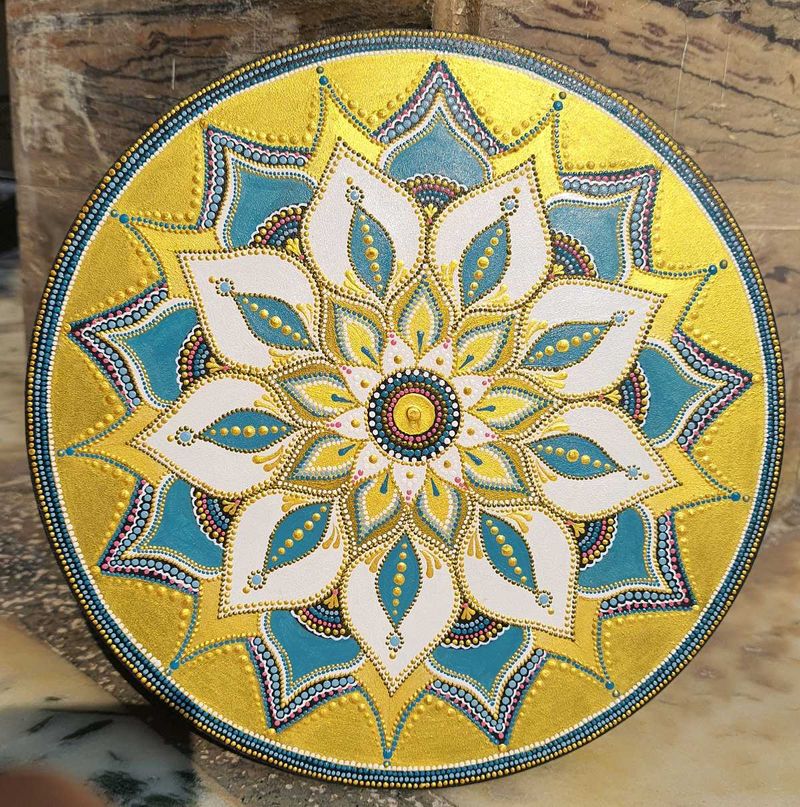 dotting mandala wall decor 😍✨️