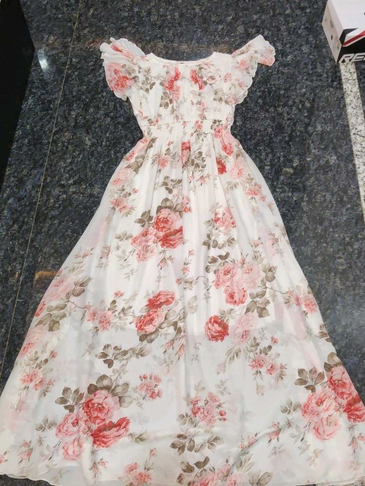 Floral Maxi Dress ( price drop)