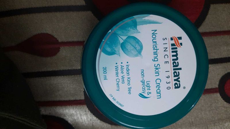 Himalaya Nourishing Skin Cream