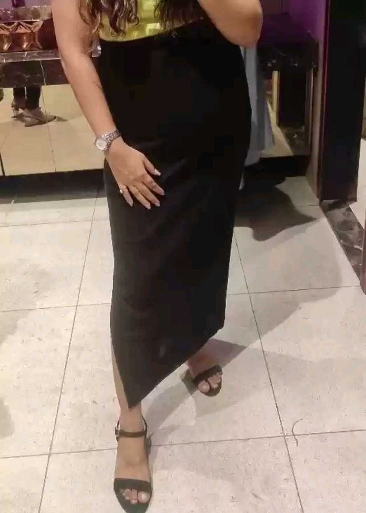 BLACK FORMAL PENCIL SKIRT