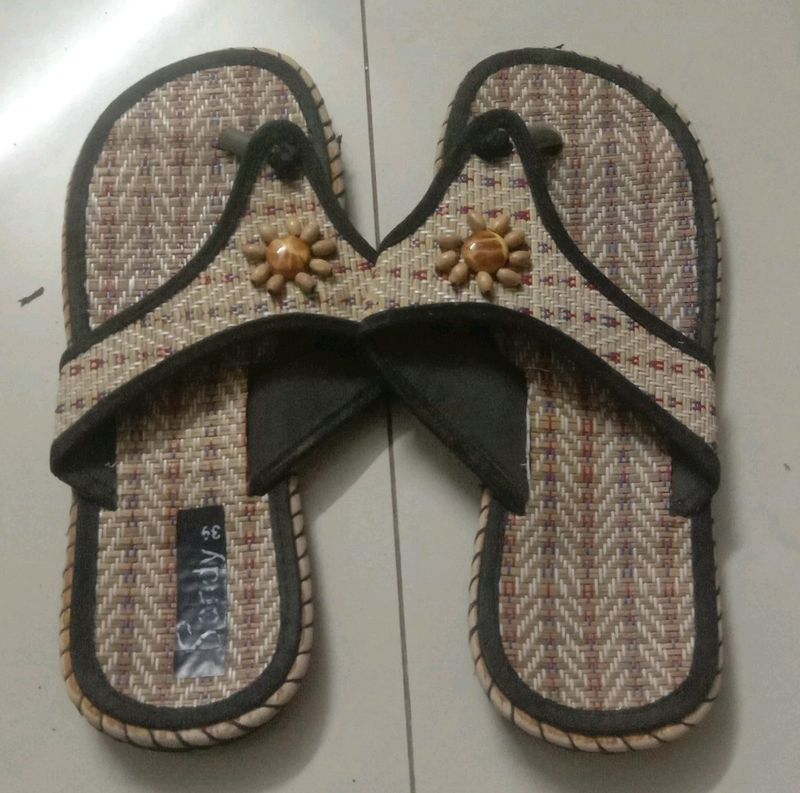 Beachwear Chappals