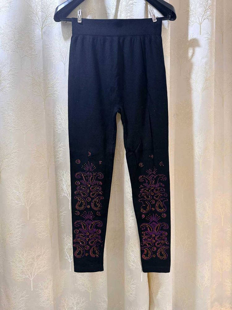 Stylish Black Leggings with Embellishments