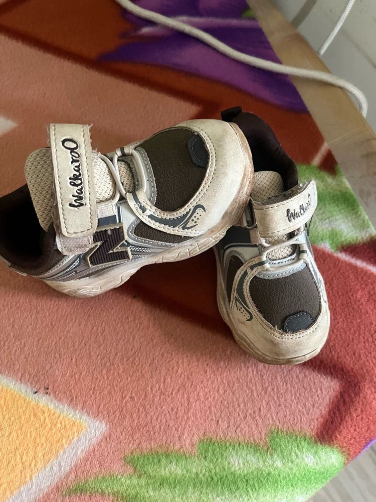 Kids Walkaroo Shoes