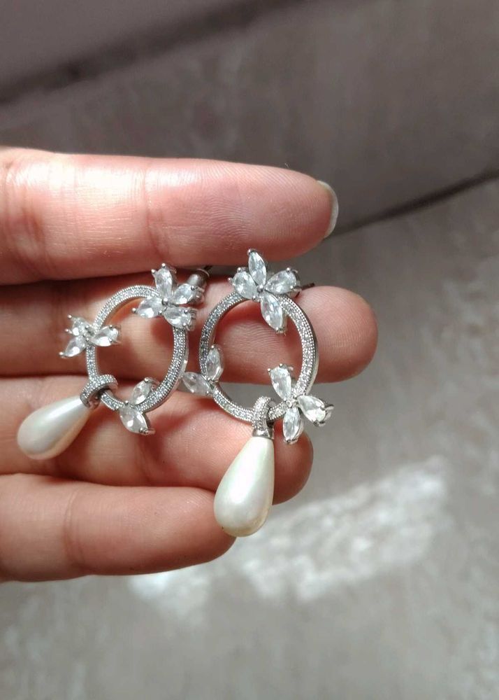 Silver-Plated Crystal Floral Hoop Earrings with Pe