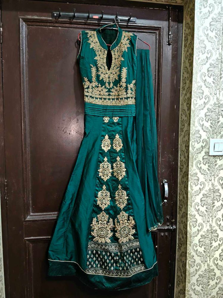 Elegant Emerald Green gown with dupata i