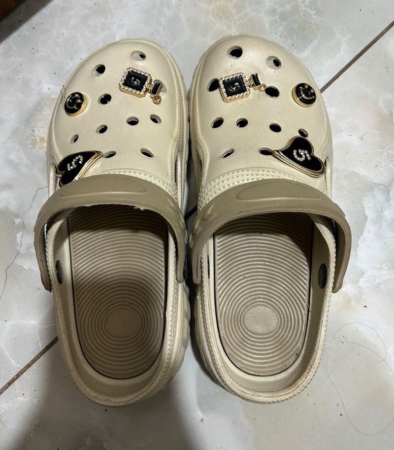 Stylish Cream Clogs with Charms