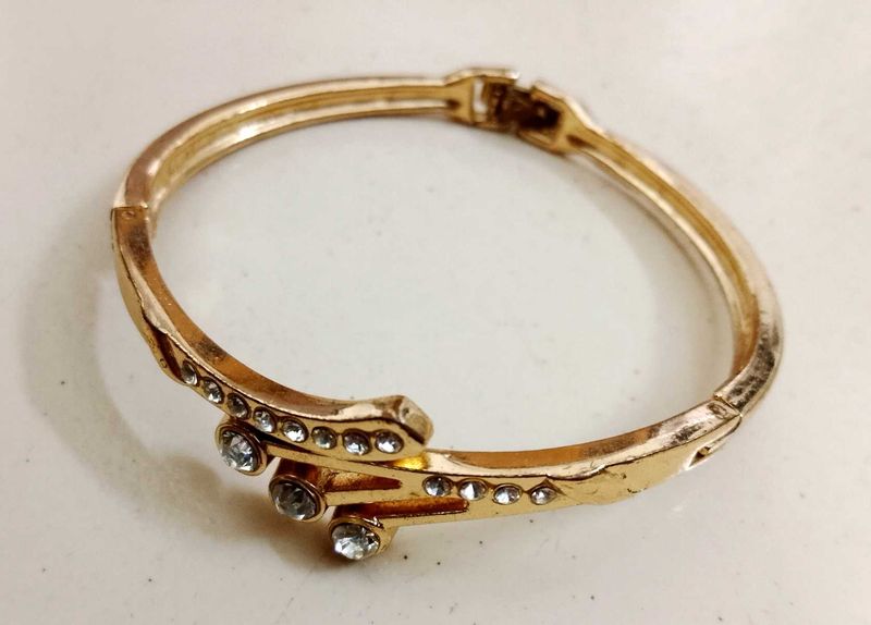 Gold Tone Bangle