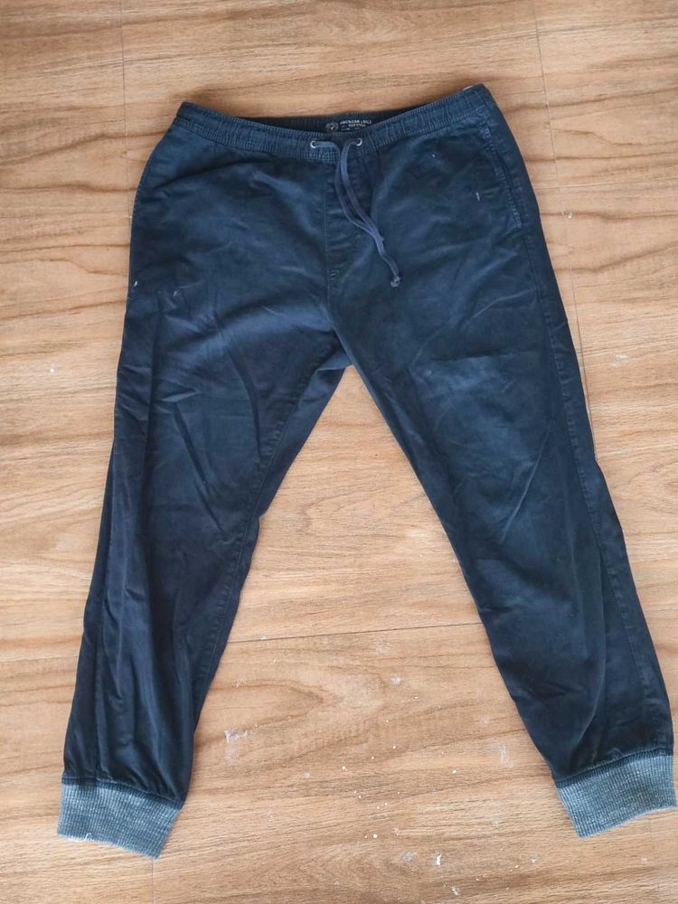 American Eagle Black Joggers