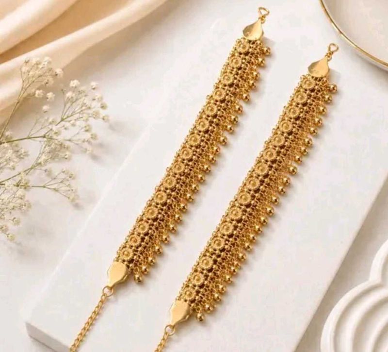 Elegant Gold Anklets