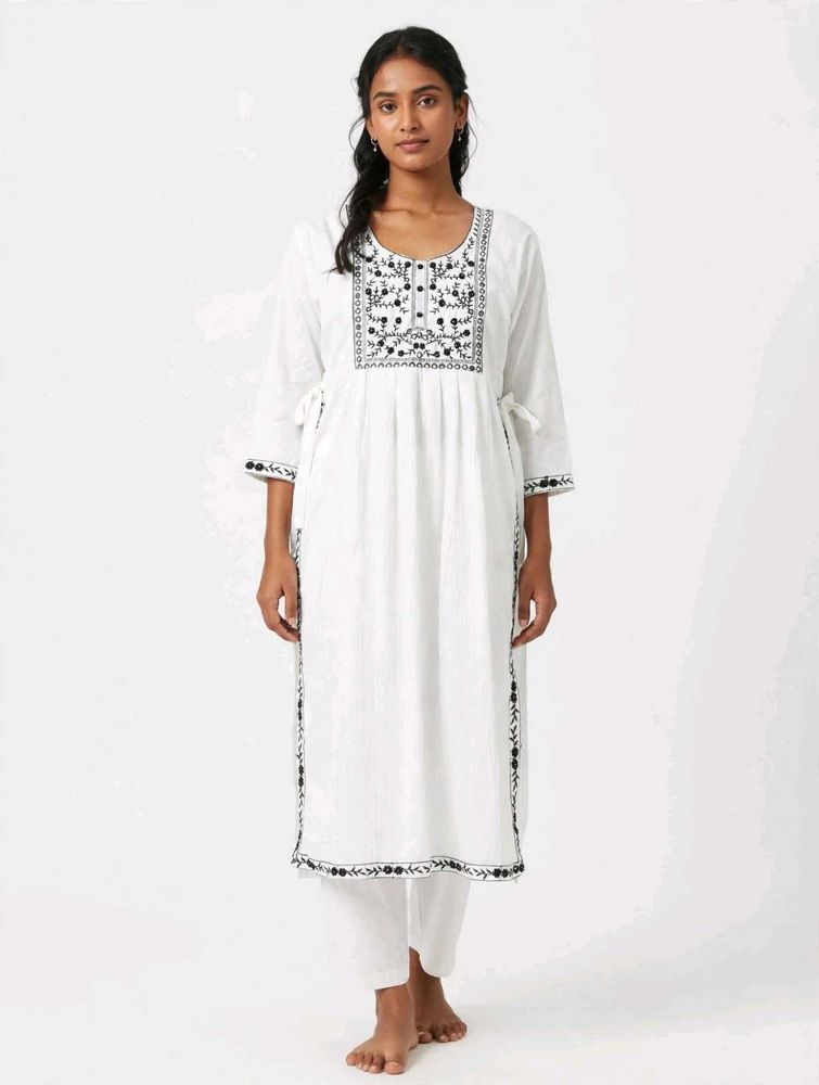 White Embroidered Kurta