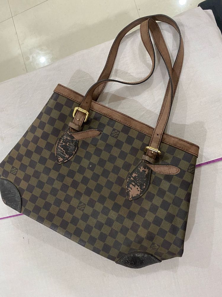 LV Purse, Smart &amp; Trendy Hand bag