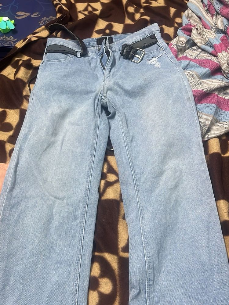 Light Wash Wide Leg Jeans with Belt