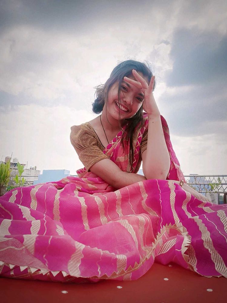 Gorgeous Pink &amp; Gold lehenga
