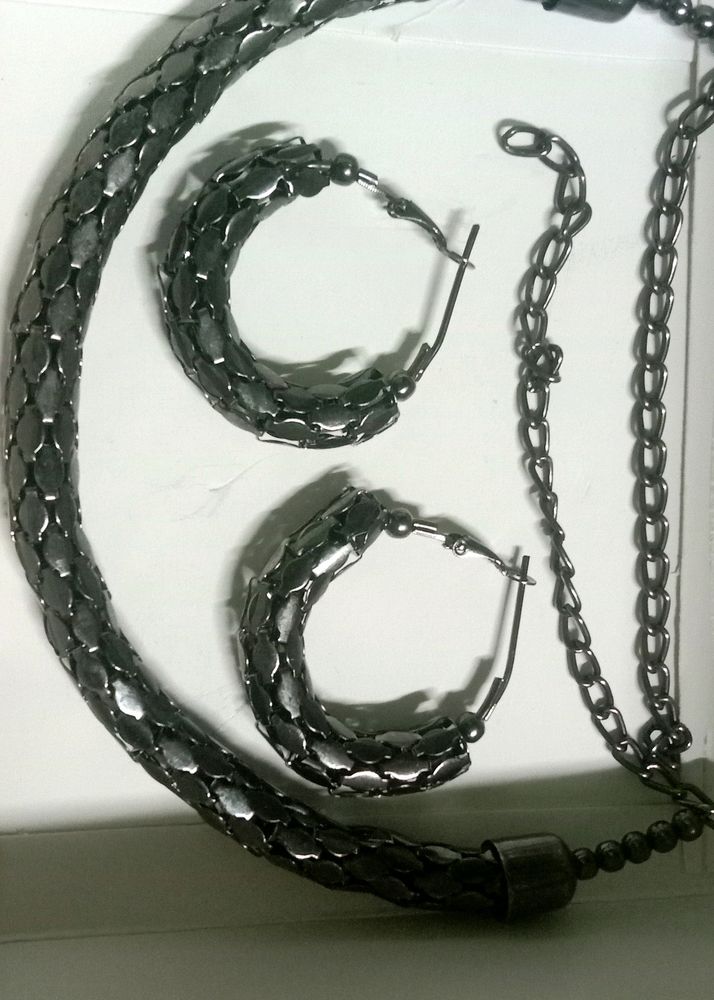 🤩stunning Neck Piece For Black Lover