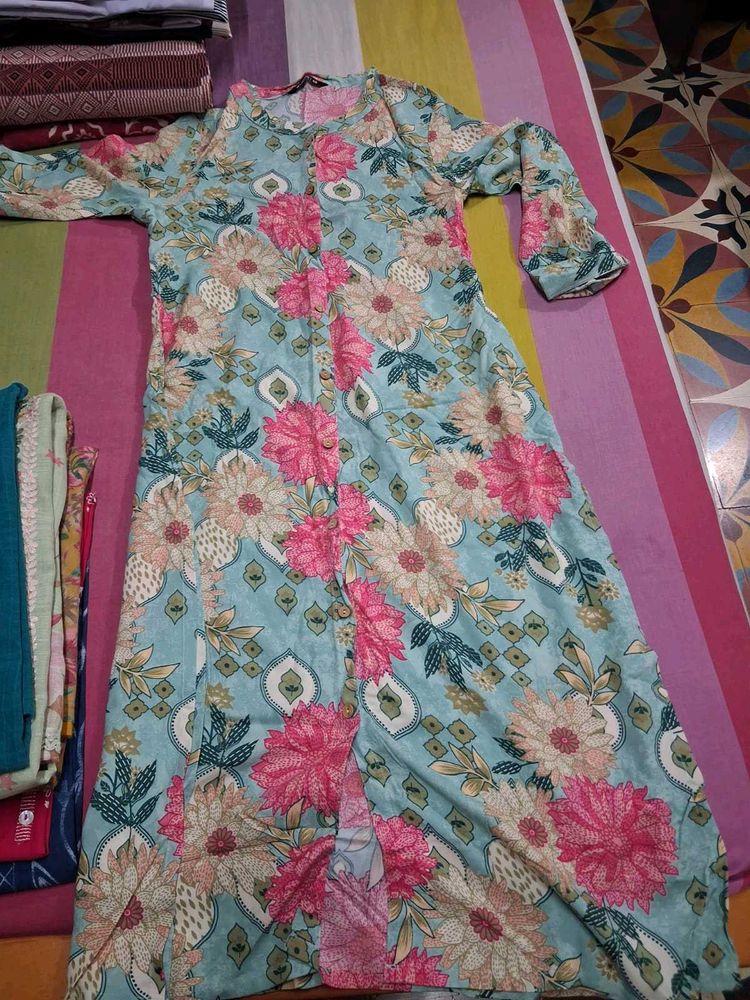Beautiful Floral Print Kurta