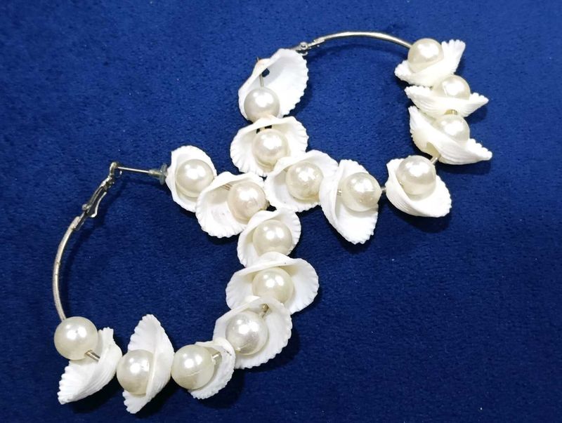 Seashell Pearl Hoop Earrings with free gift 🎁