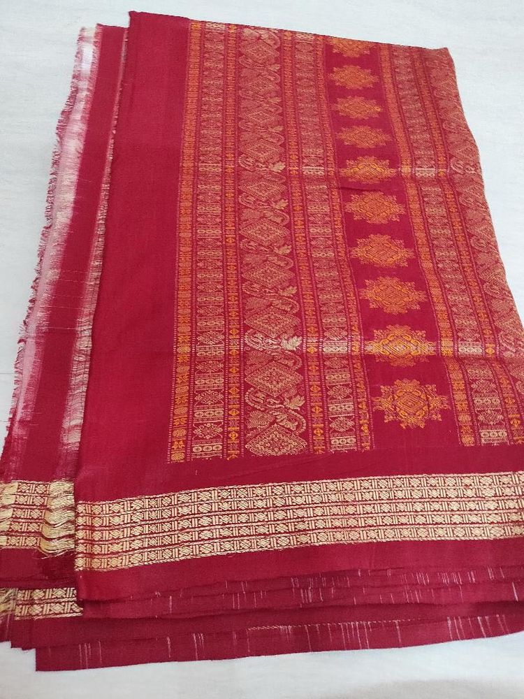 Elegant Red Saree with Gold Weaving