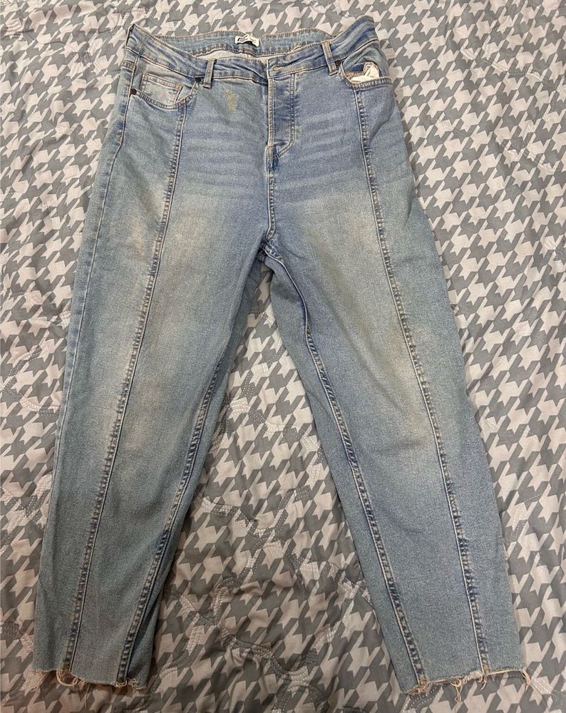 Light Wash Denim Jeans