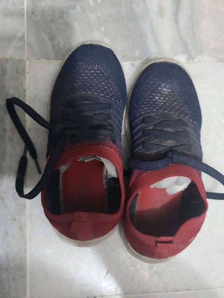 Stylish Knit Sneakers - Comfortable &amp; Trendy