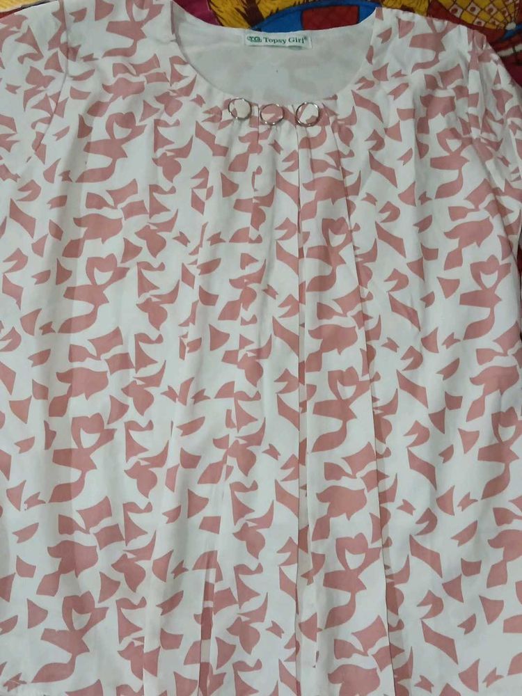 Chic Pink &amp; White Print Top