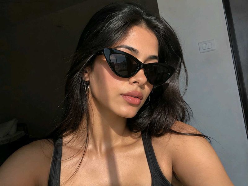 Chic Cat-Eye Sunglasses