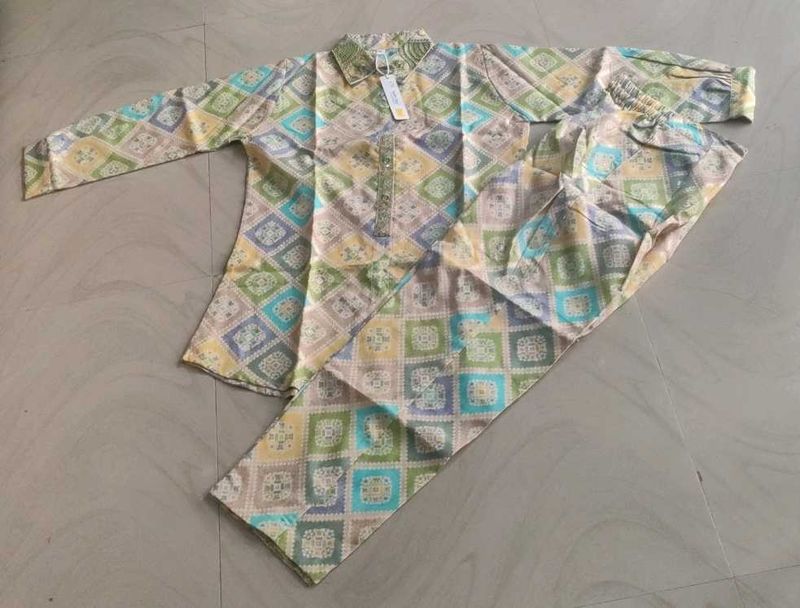 Patterned Night Suit