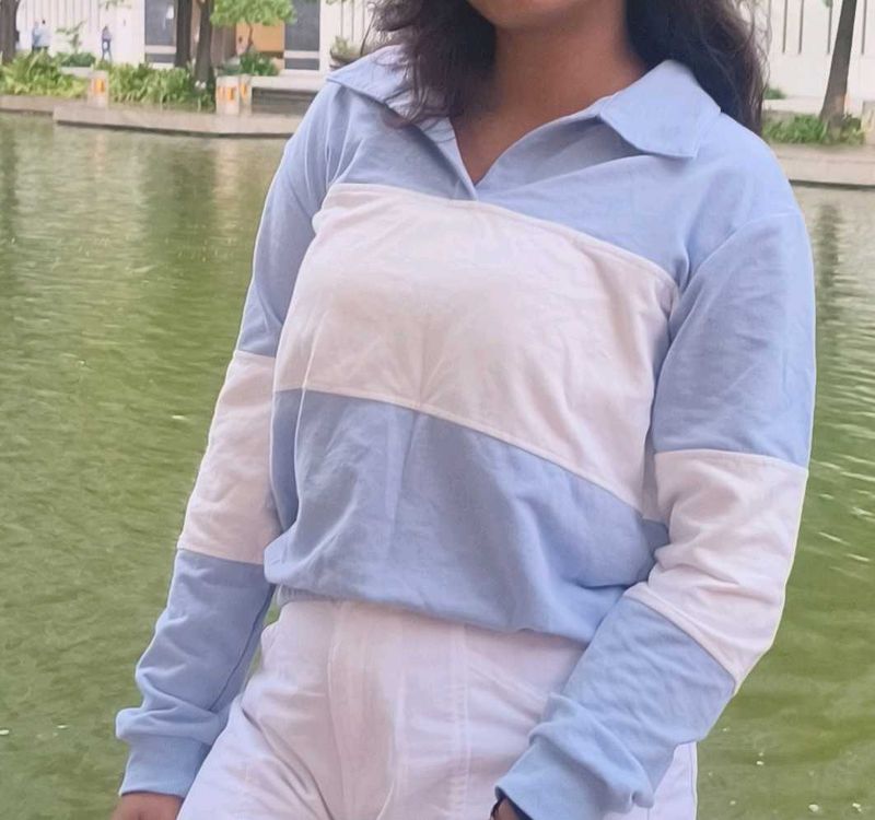 Blue &amp; White Colorblock Pullover